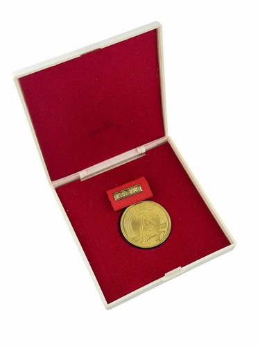 Medaglia onore ddr per il - medaglia, d'onore